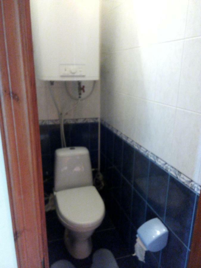 Flats Appartement Izyum Buitenkant foto